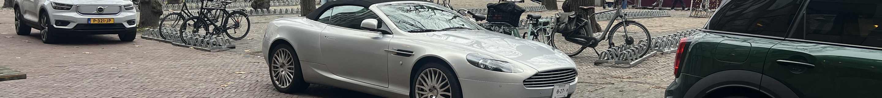 Aston Martin DB9 Volante 2010