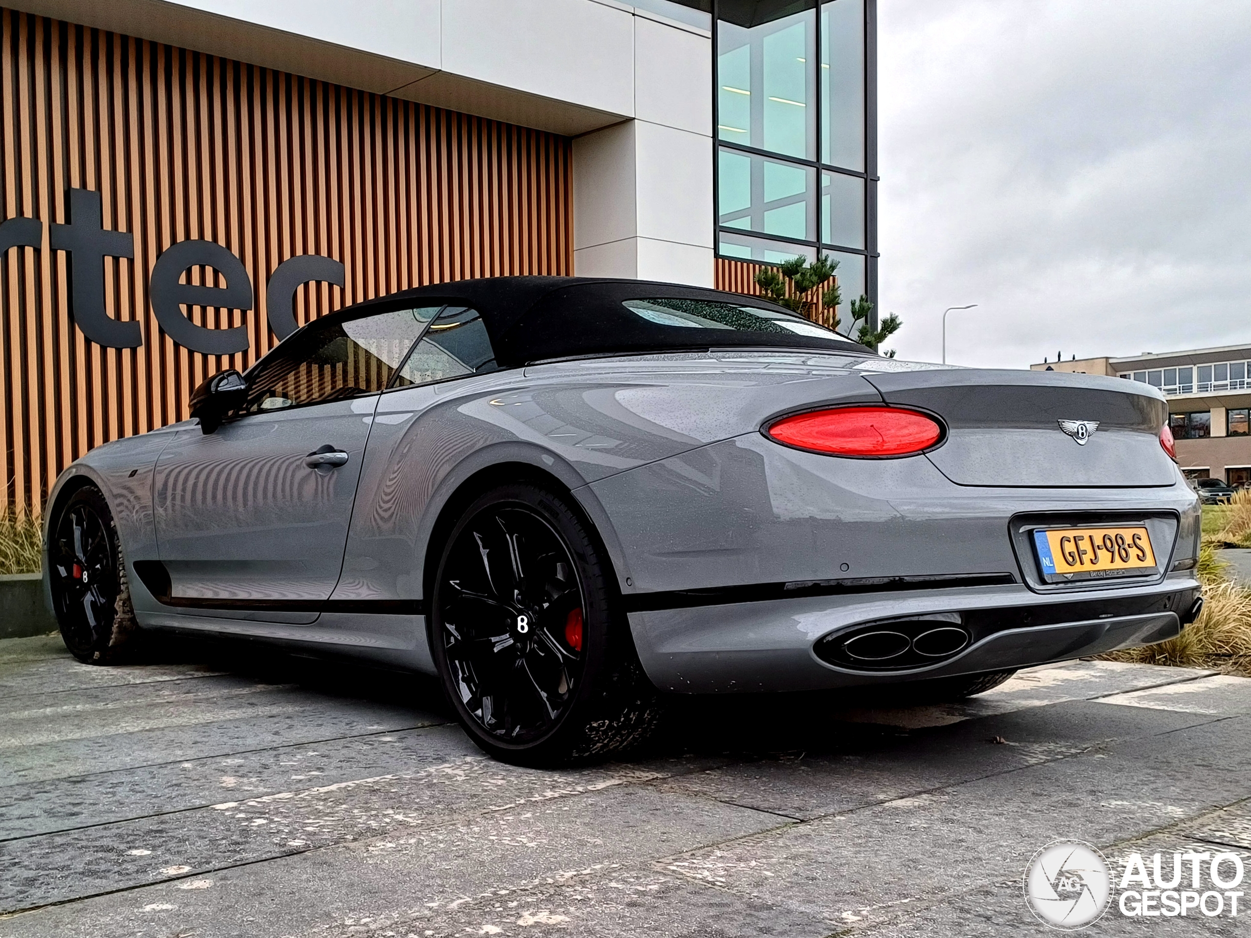 Bentley Continental Gtc V S December Autogespot