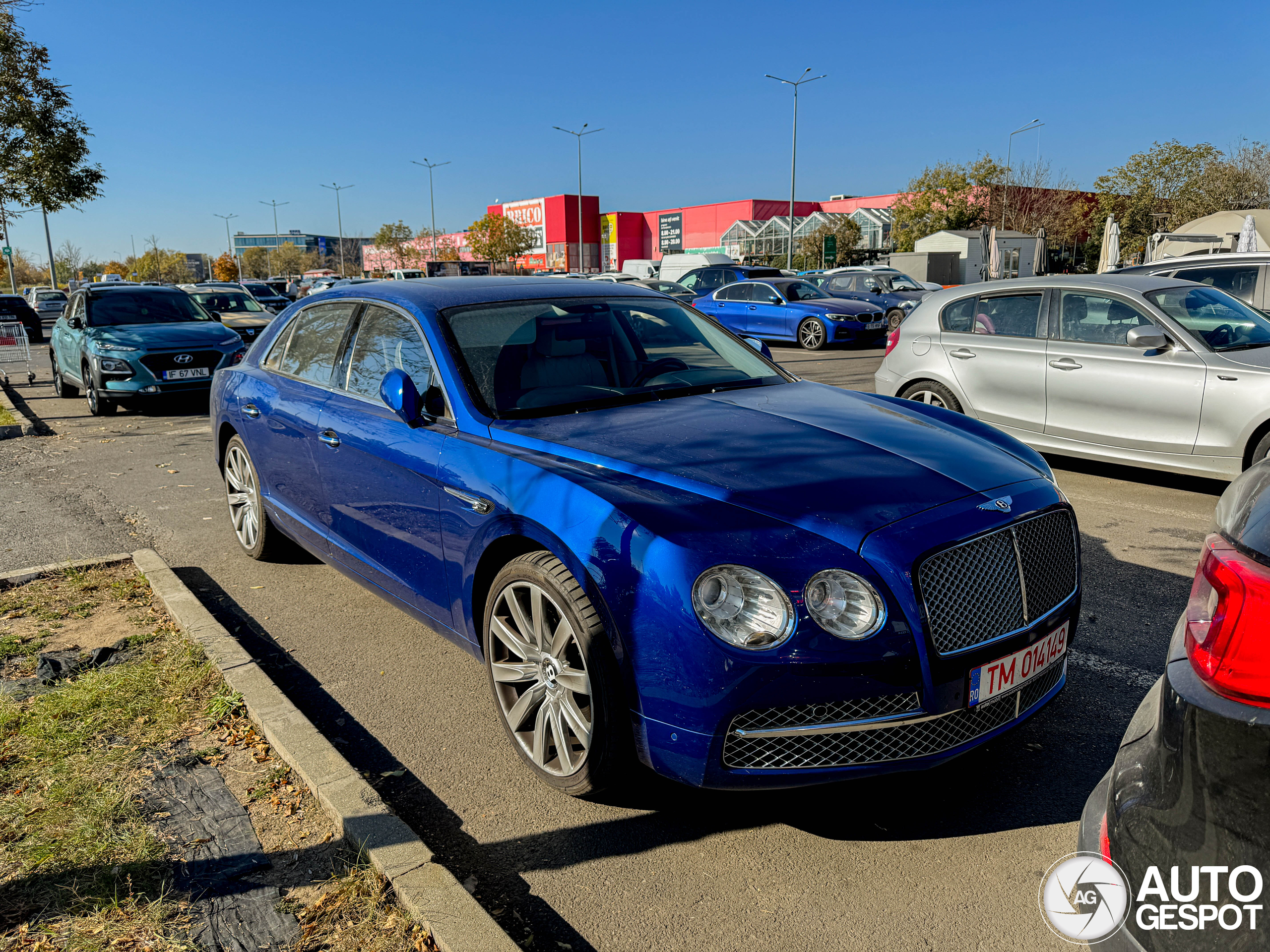 Bentley Flying Spur V8