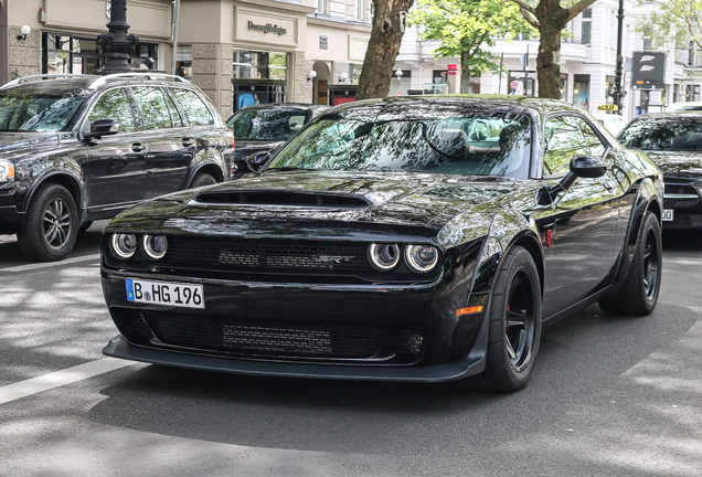 Dodge Challenger SRT Demon