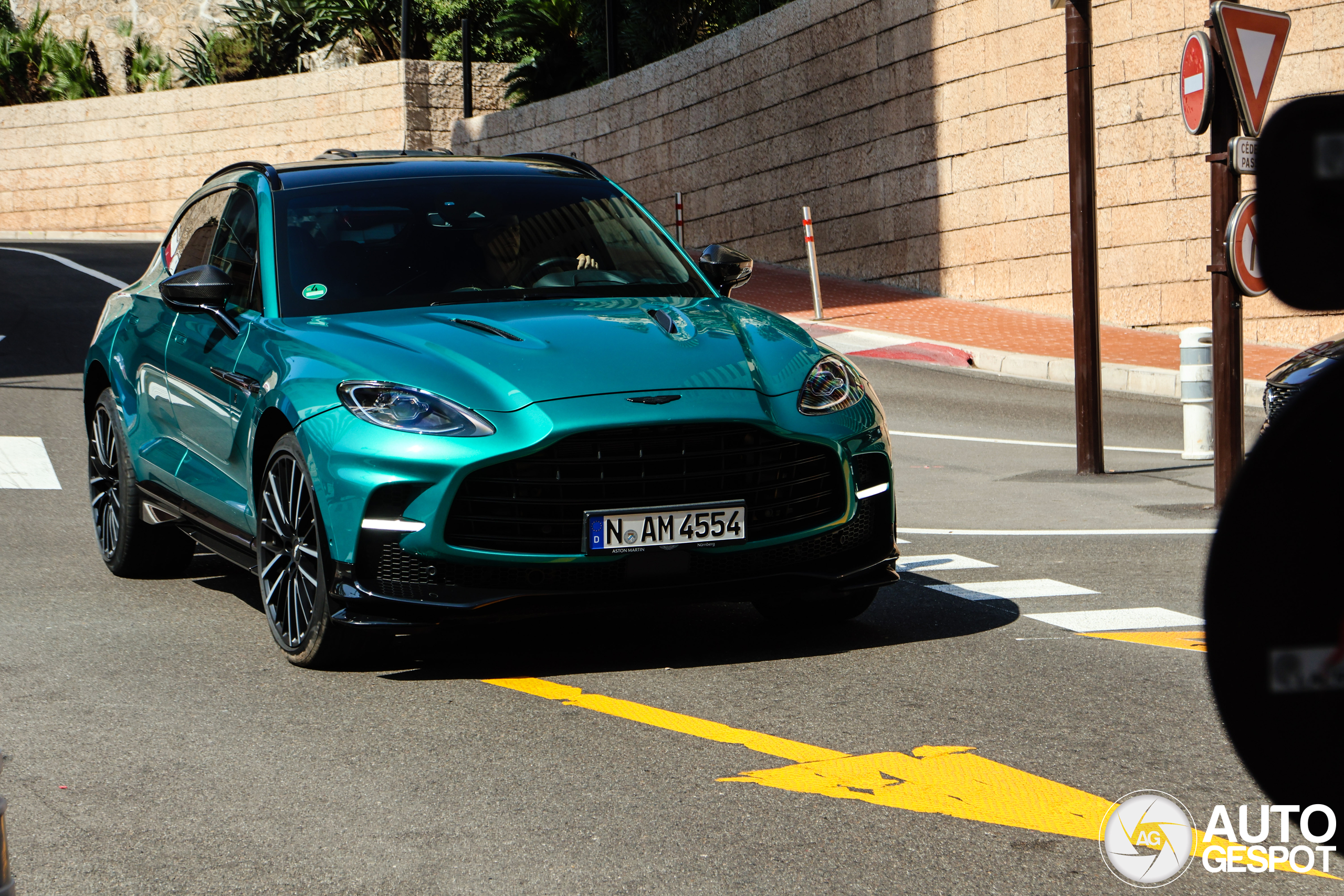 Aston Martin DBX707 AMR Edition