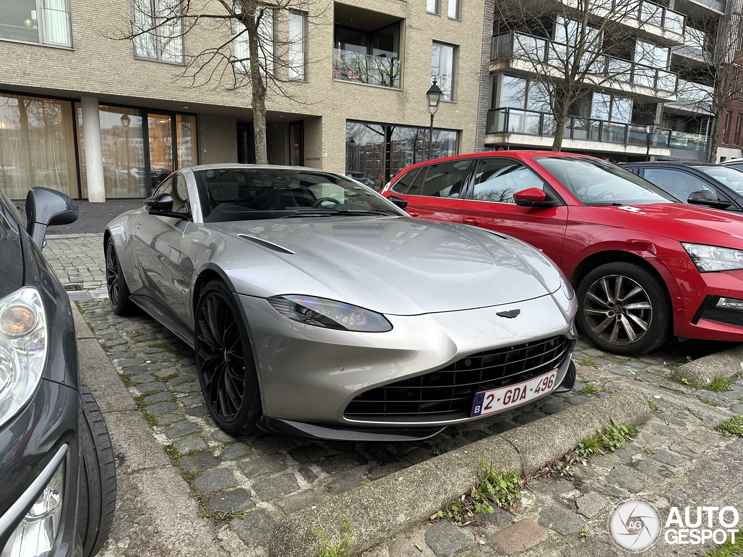 Aston Martin V8 Vantage 2018