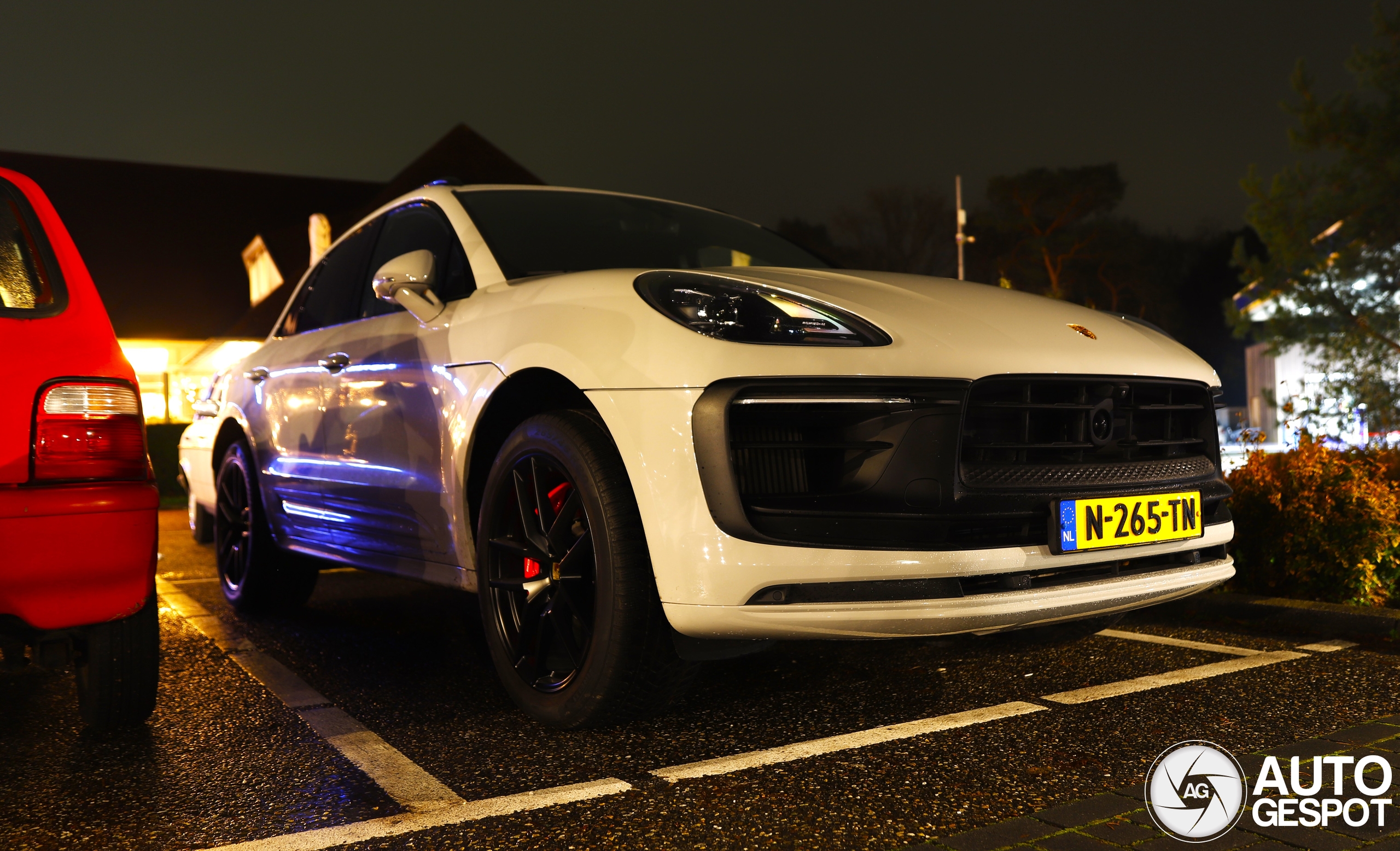 Porsche 95B Macan GTS MkIII