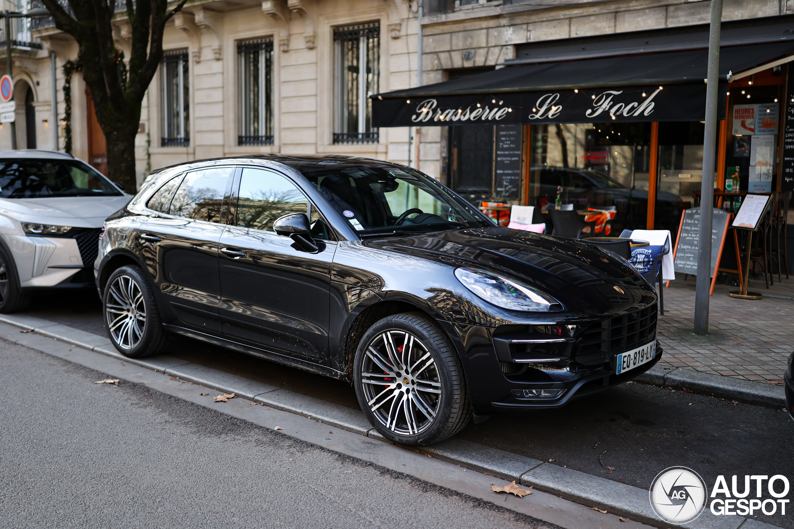 Porsche 95B Macan Turbo MkI