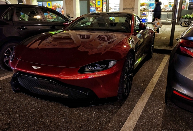 Aston Martin V8 Vantage 2018