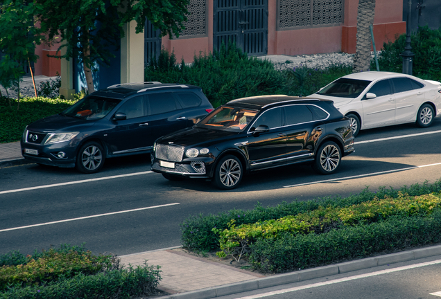 Bentley Bentayga V8 2021