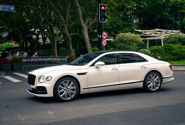 Bentley Flying Spur V8 2021