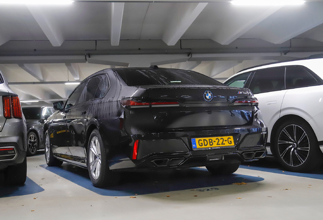 BMW M760e xDrive