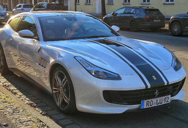 Ferrari GTC4Lusso
