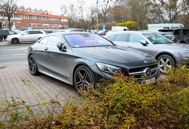 Mercedes-AMG S 63 Coupé C217
