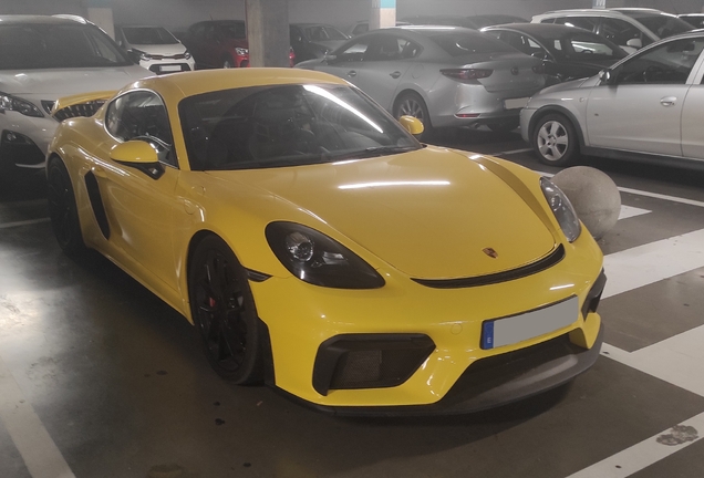 Porsche 718 Cayman GT4
