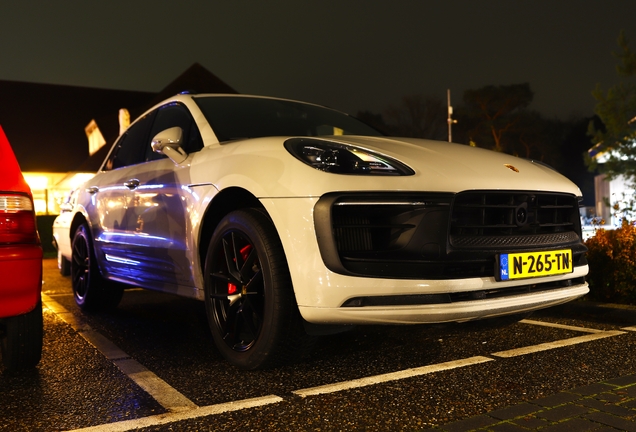 Porsche 95B Macan GTS MkIII