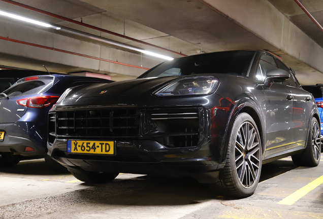 Porsche Cayenne Coupé Turbo E-Hybrid