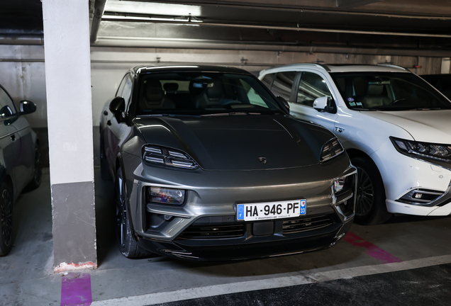 Porsche Macan EV Turbo