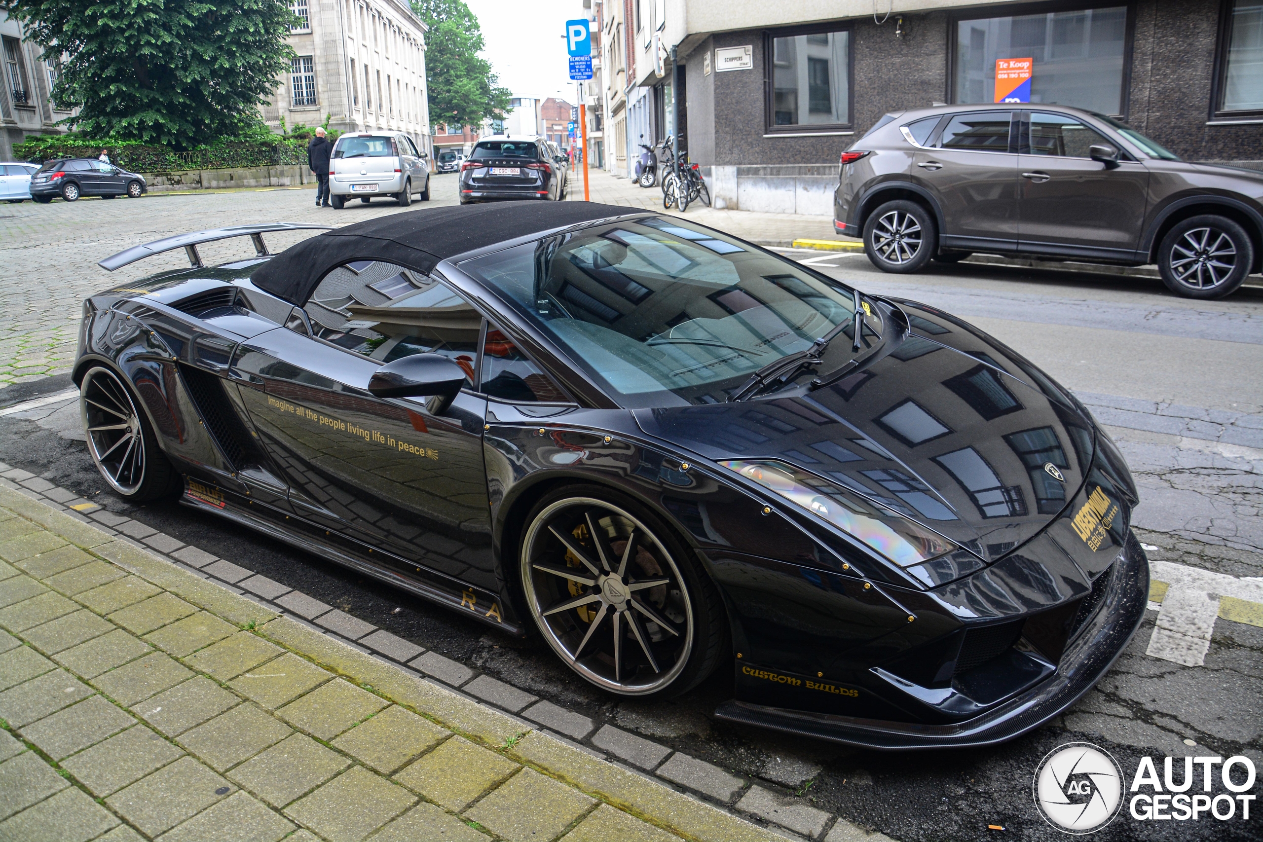 Lamborghini Gallardo Spyder Liberty Walk LB Performance Wide Body