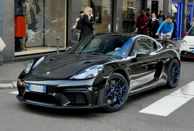 Porsche 718 Cayman GT4 RS Weissach Package