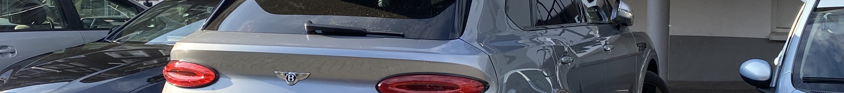 Bentley Bentayga V8 2021