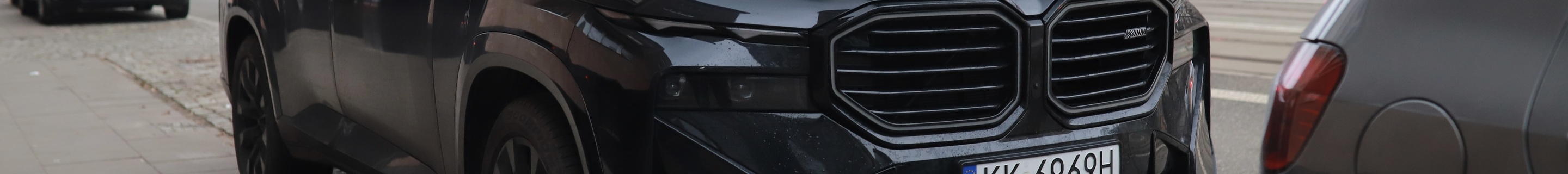 BMW XM G09