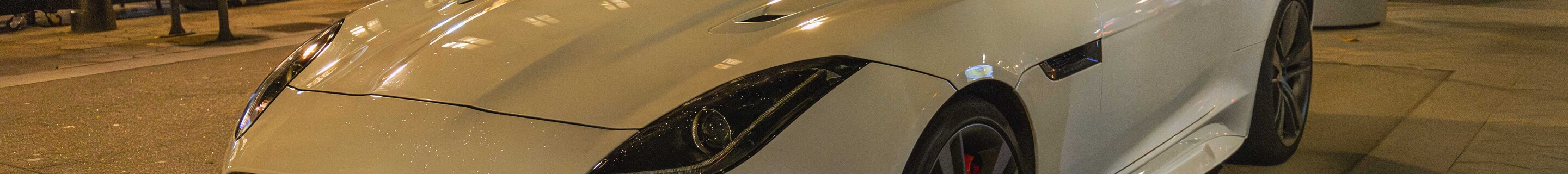 Jaguar F-TYPE S AWD Coupé British Design Edition