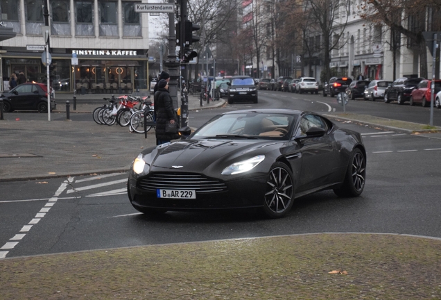 Aston Martin DB11