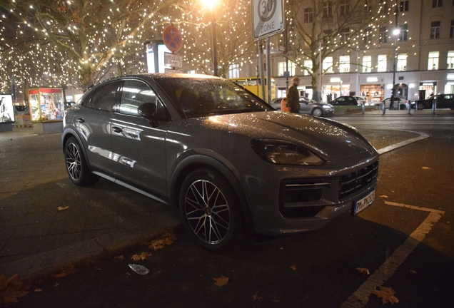 Porsche Cayenne Coupé Turbo E-Hybrid