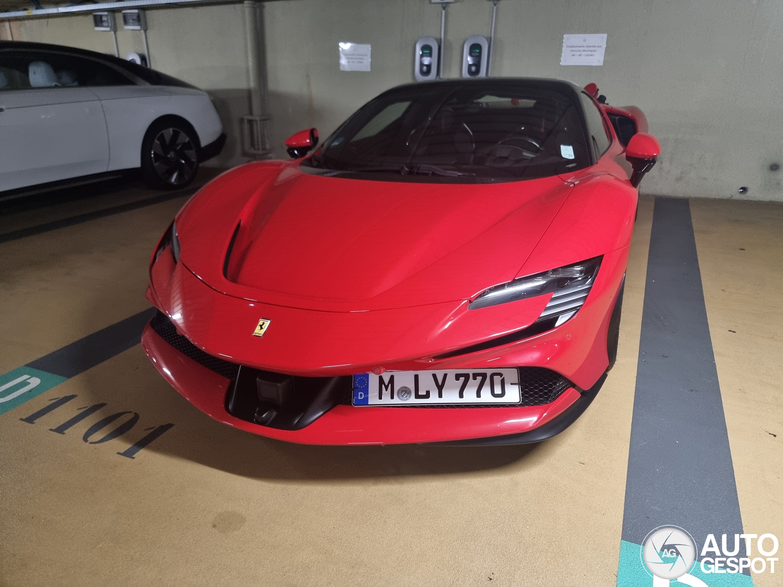 Ferrari SF90 Spider