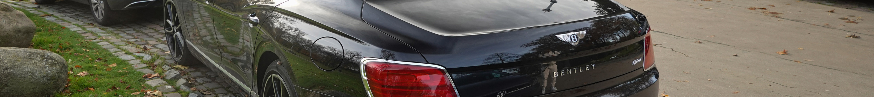 Bentley Flying Spur Hybrid