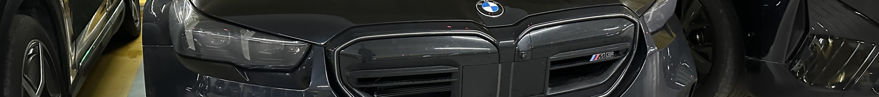 BMW M5 G90