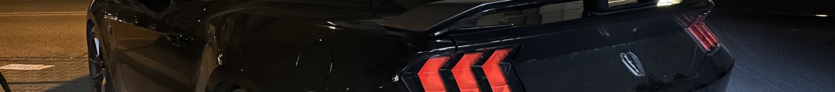 Ford Mustang Dark Horse 2024