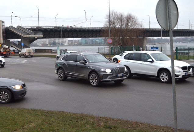 Bentley Bentayga Azure EWB 2024