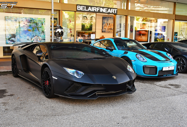 Lamborghini Aventador S LP740-4 DMC
