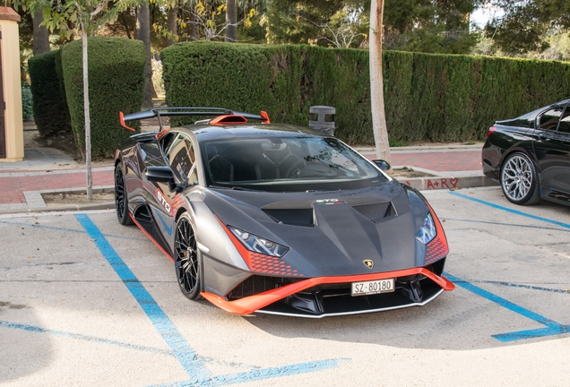 Lamborghini Huracán LP640-2 STO