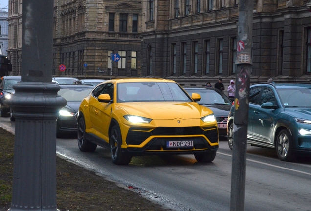 Lamborghini Urus