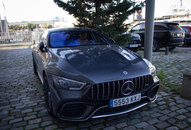 Mercedes-AMG GT 63 S X290