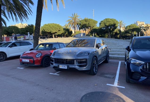 Porsche Cayenne Coupé Turbo E-Hybrid