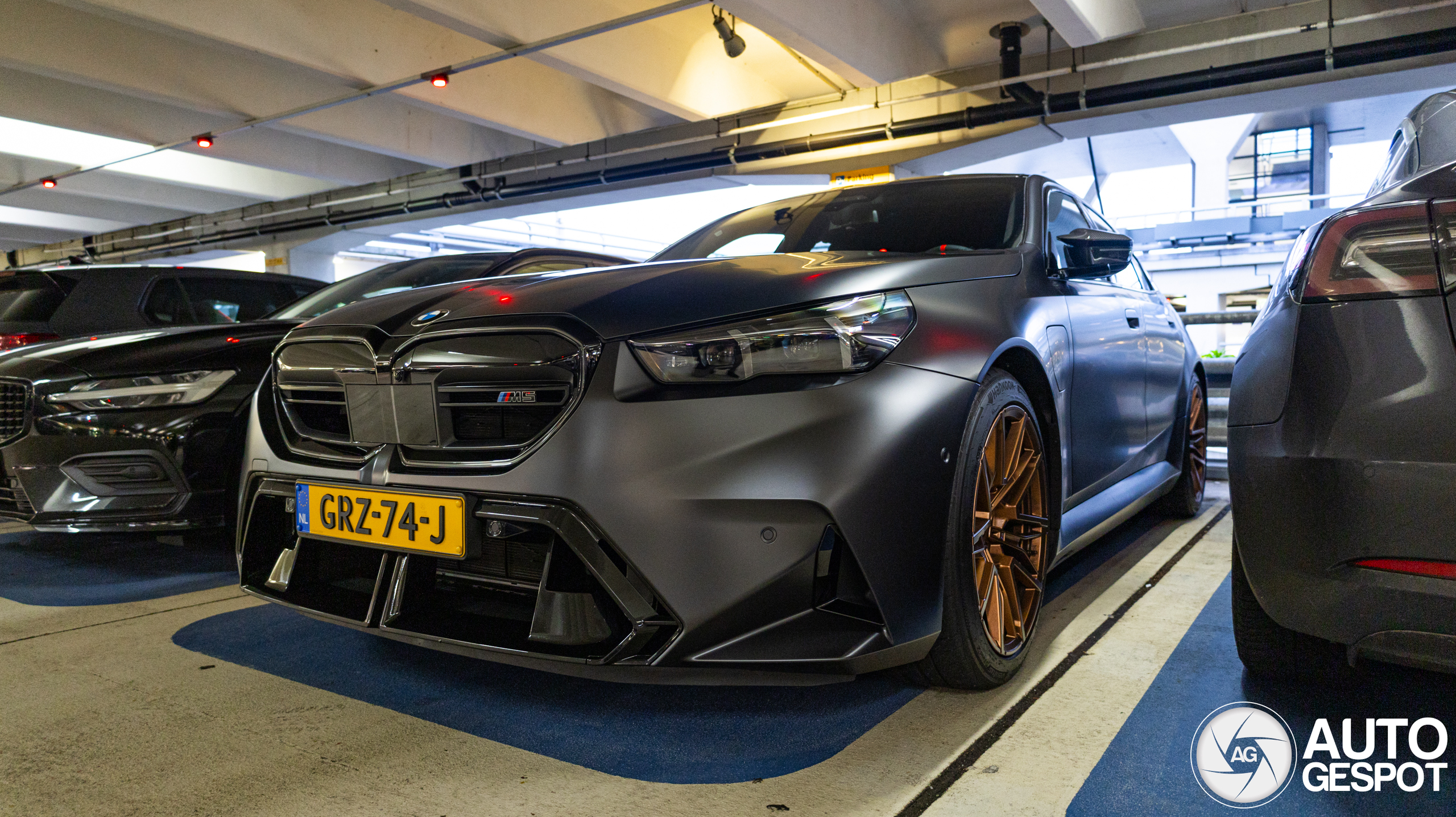 BMW M5 G90