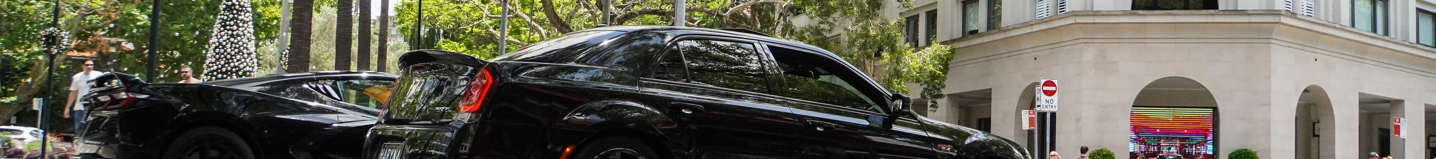 Chrysler 300C SRT8 2016