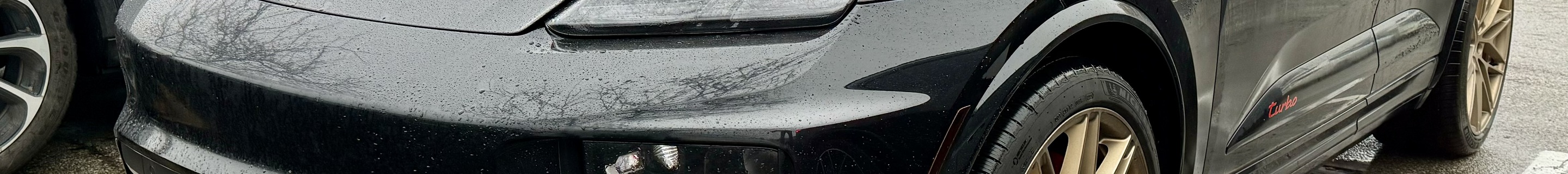 Porsche Macan EV Turbo