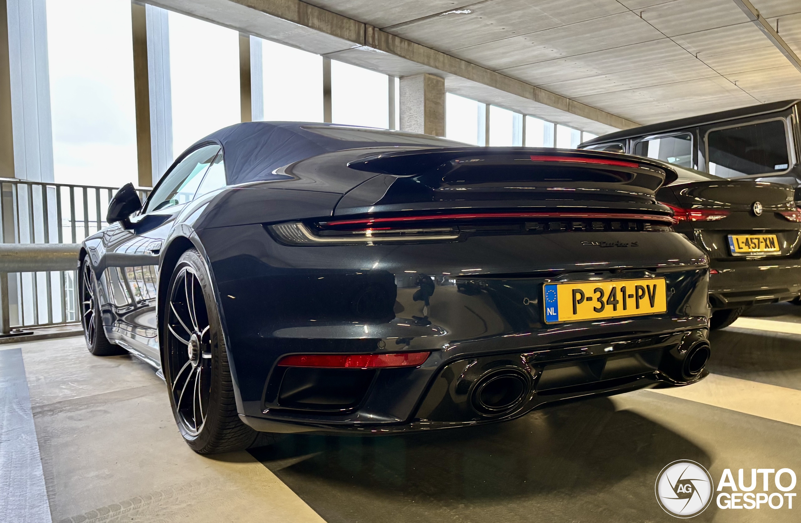 Porsche 992 Turbo S Cabriolet