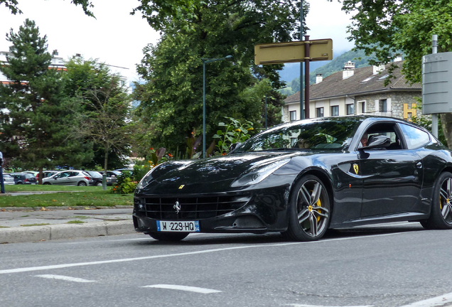 Ferrari FF