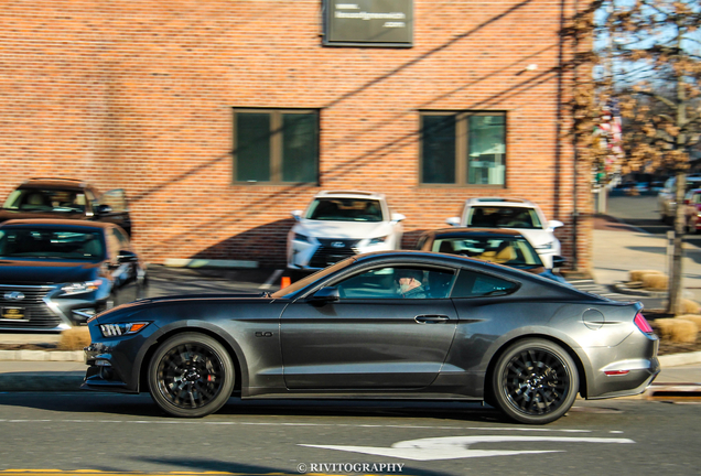 Ford Mustang GT 2015