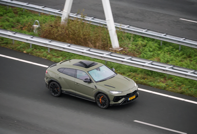 Lamborghini Urus S