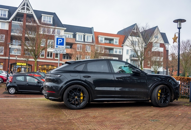 Porsche Cayenne Coupé Turbo E-Hybrid