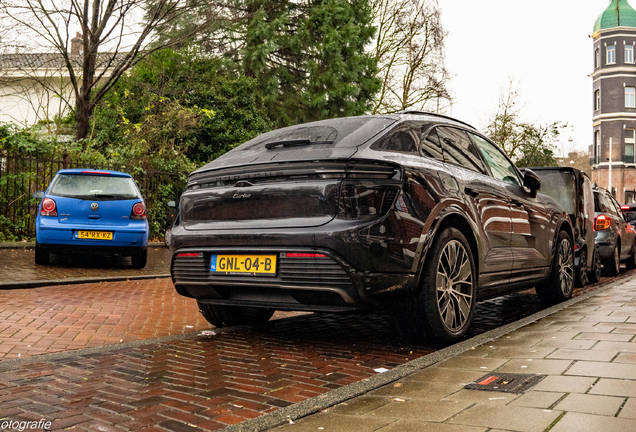 Porsche Macan EV Turbo