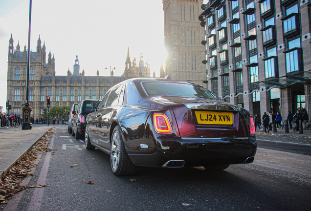 Rolls-Royce Phantom VIII EWB Series II