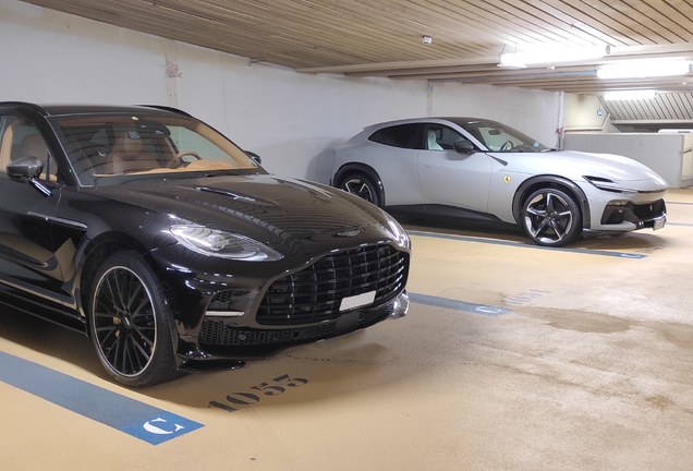 Aston Martin DBX707