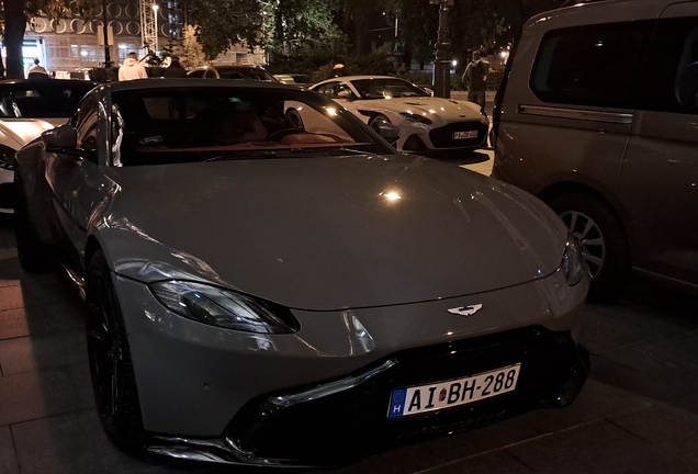 Aston Martin V8 Vantage 2018