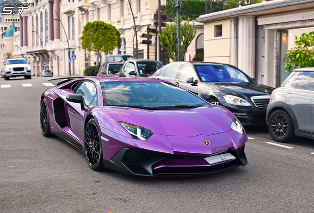 Lamborghini Aventador LP750-4 SuperVeloce
