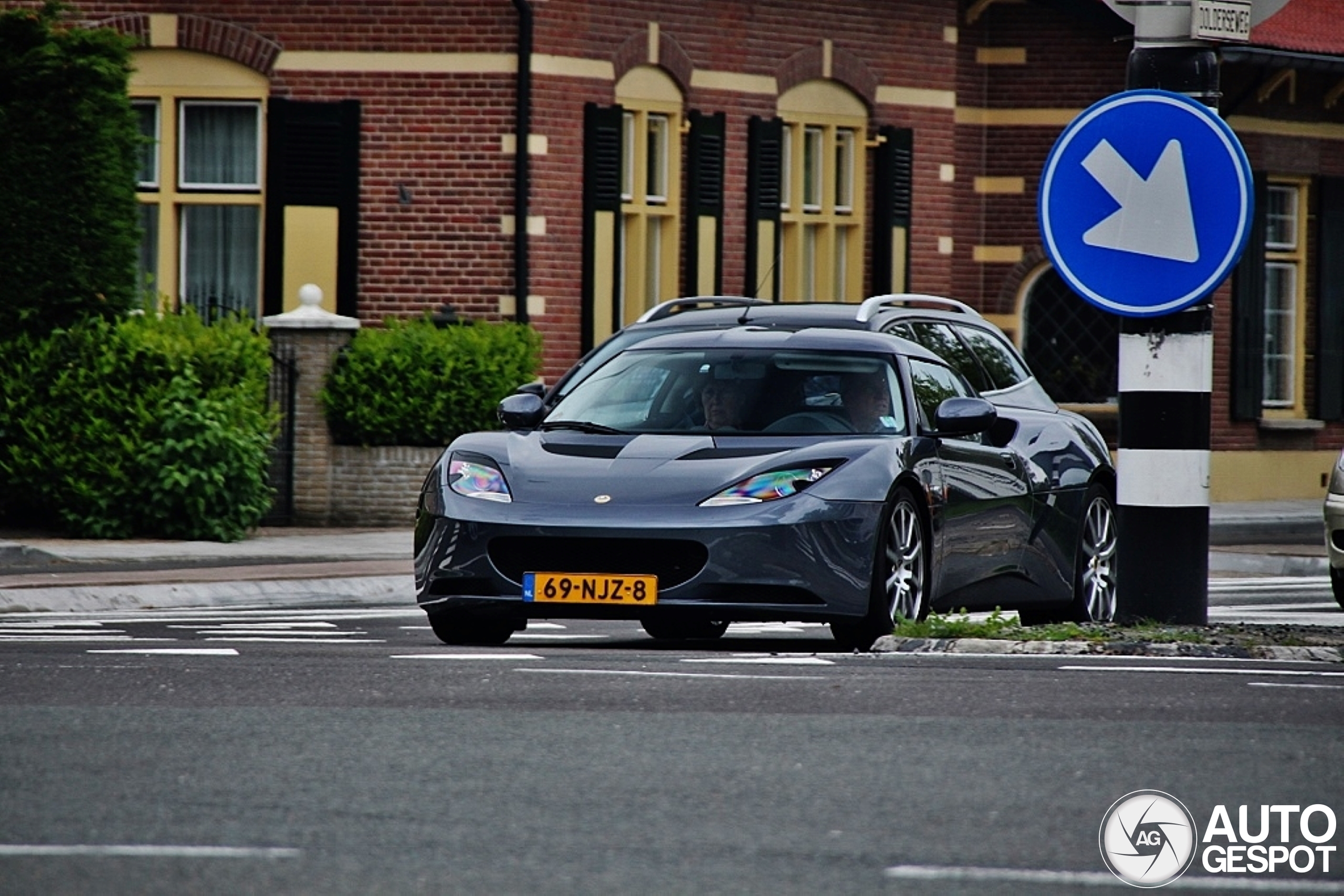 Lotus Evora