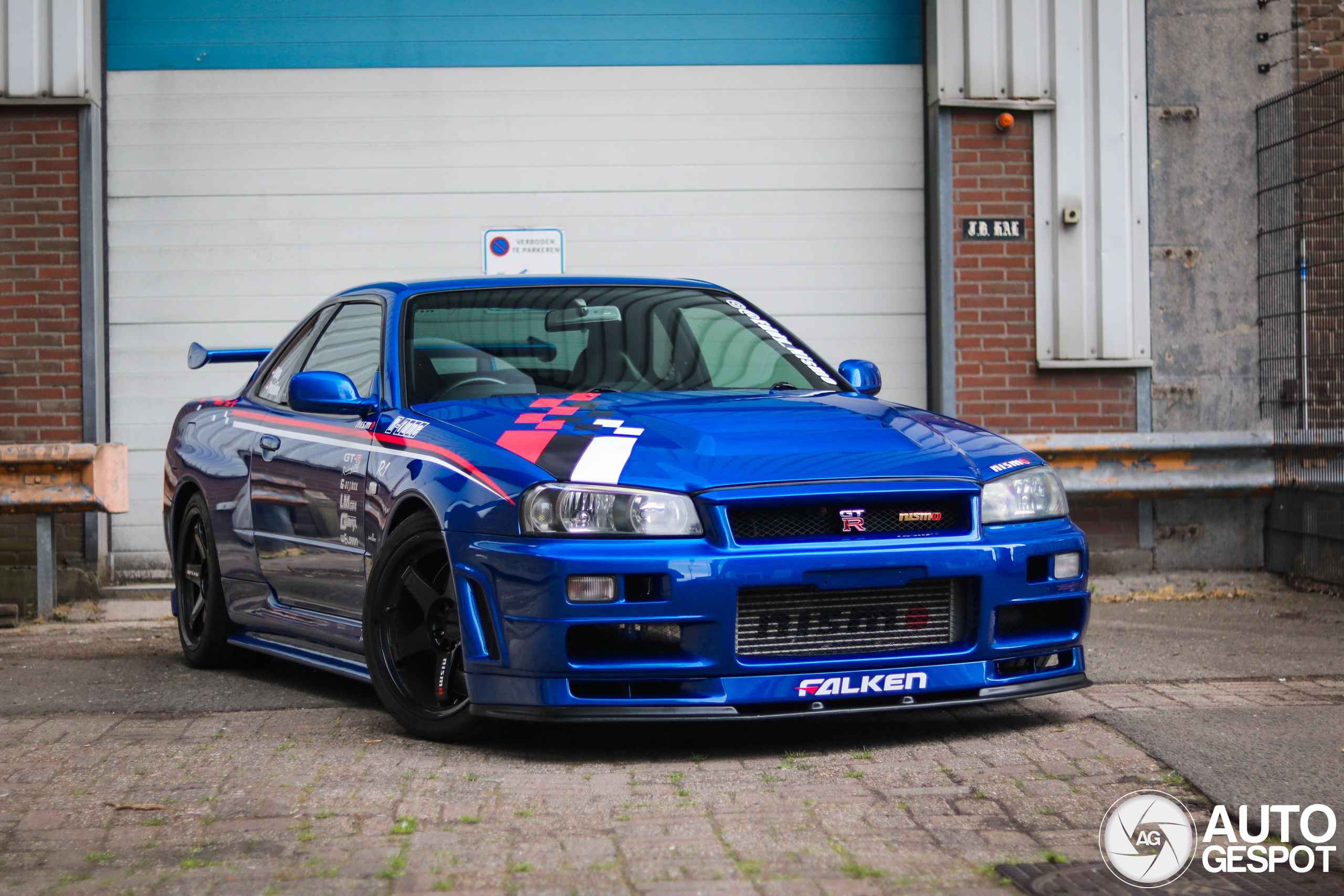 Nissan Skyline R34 GT-R NISMO R-Tune